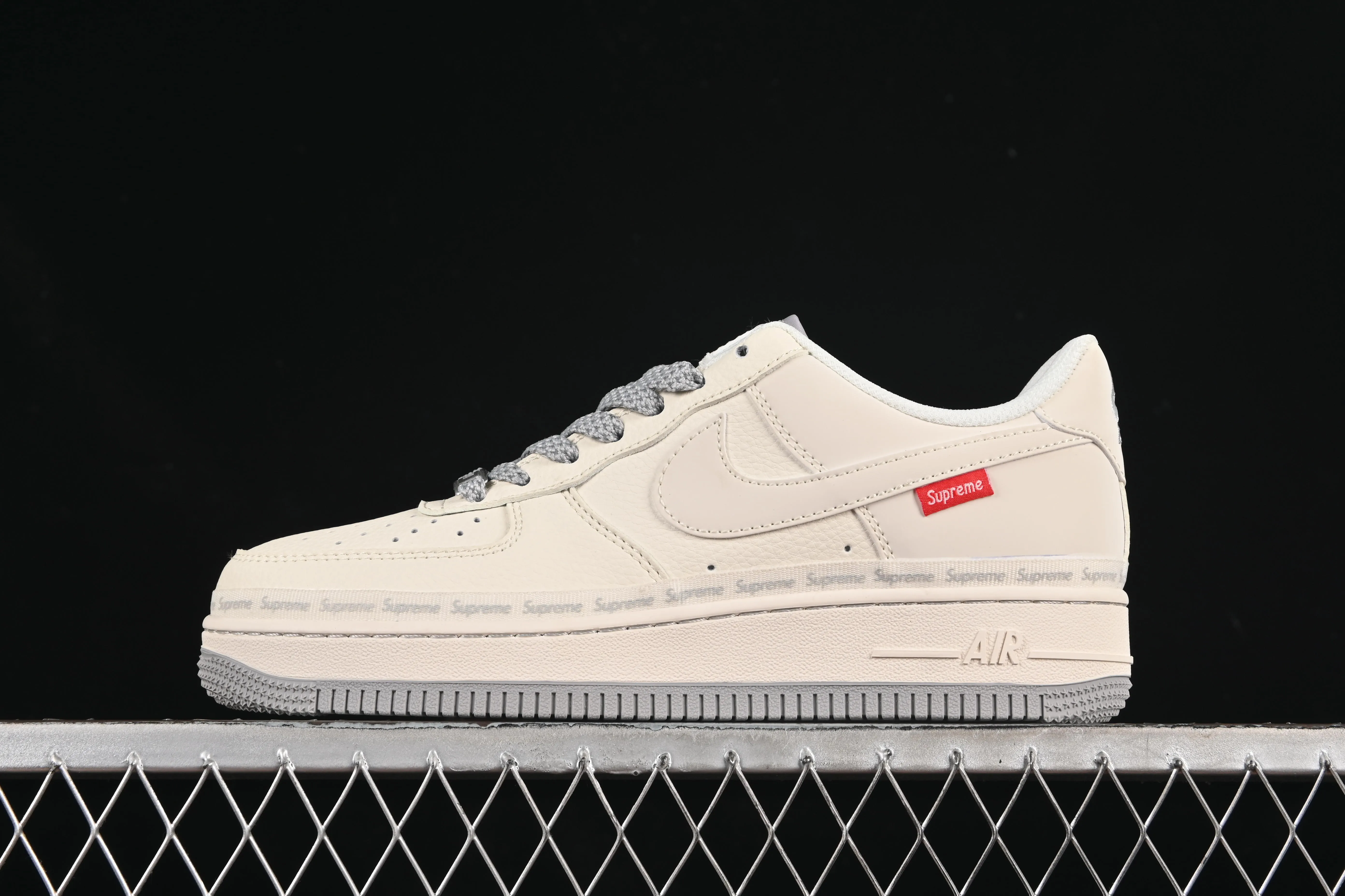 All categories Nk Air Force 1 Air Force series Nk Air Force 1 Low Air Force low-top Nike Air Force 1'07 Low Supreme joint beige barrage Air Force 1 low-top casual sneakers XX3168-205